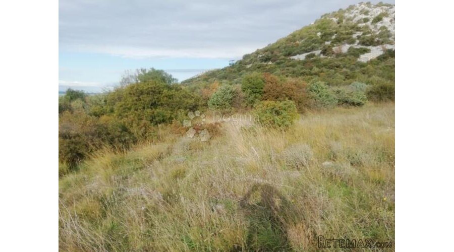 VRANSKO JEZERO - POLJOPRIVREDNO ZEMLJIŠTE 3330m2 - 2