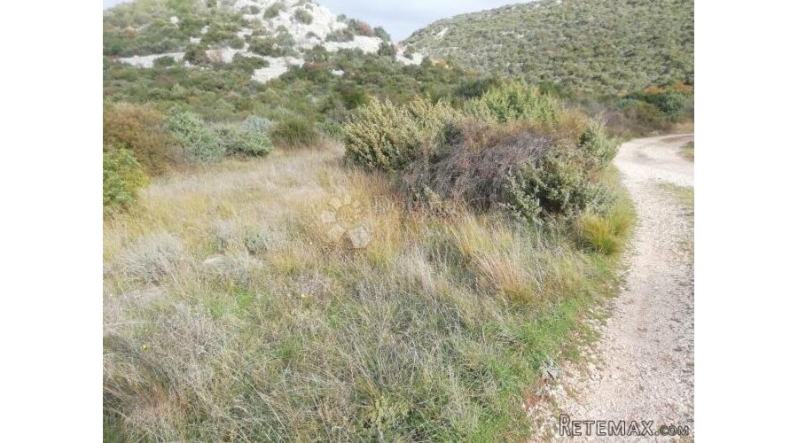 VRANSKO JEZERO - POLJOPRIVREDNO ZEMLJIŠTE 3330m2 - 3