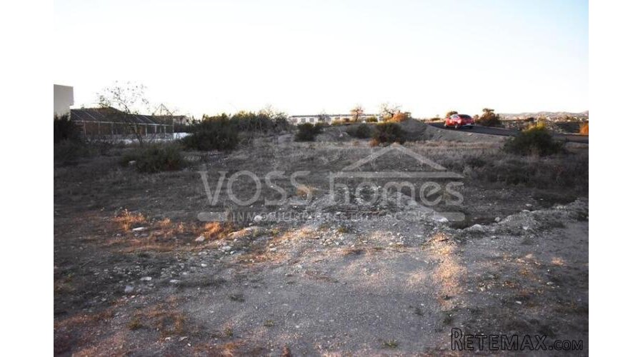 EXCLUSIVE TO VOSS HOMES. An urban building plot (non.. - 5
