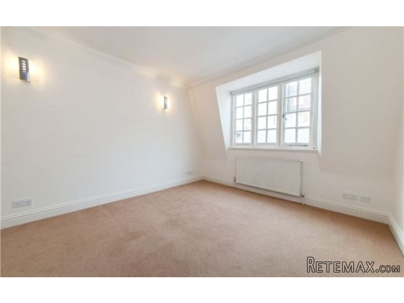 Duchess Mews - 2