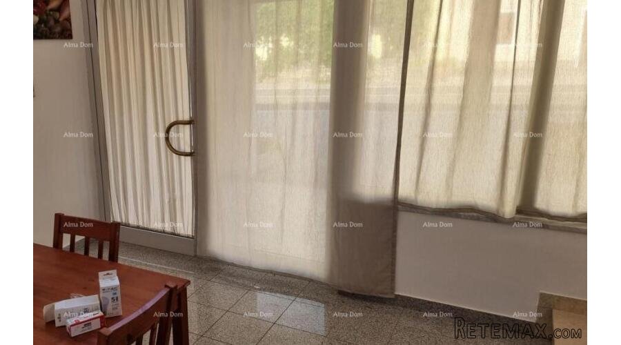 Buje. Prodaje se stan u Kaštelu, površine 85 m²