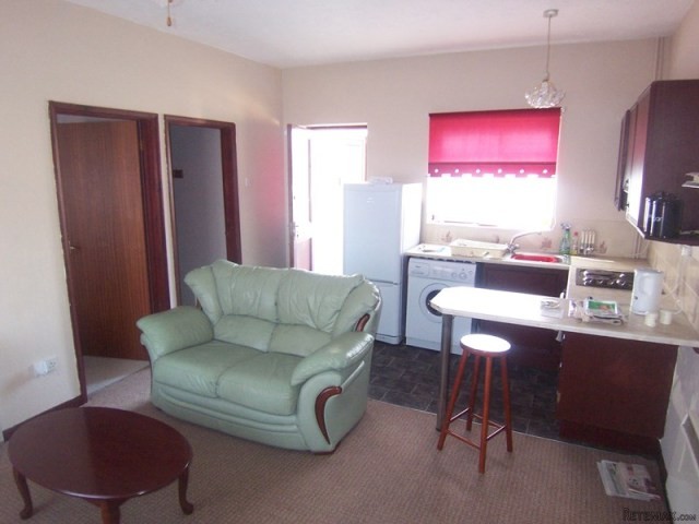 1 bedroom bungalow in QUEENBOROUGH - 2
