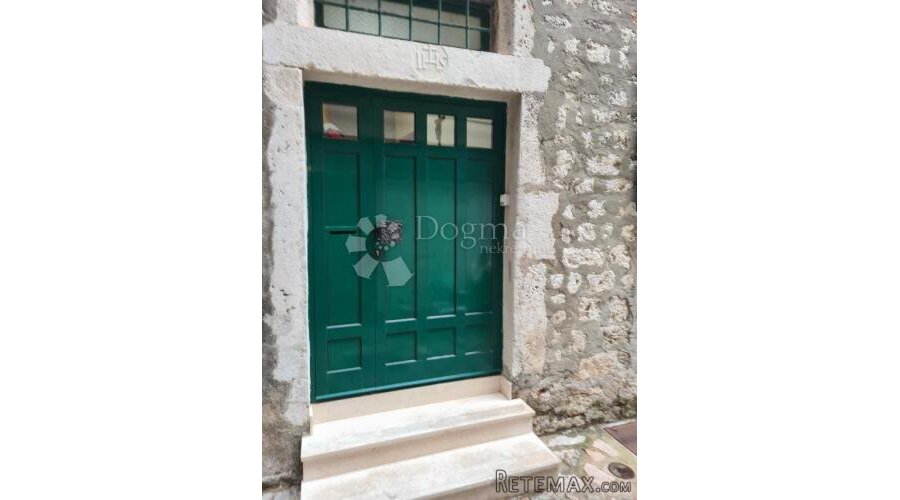 ŠIBENIK CENTAR, potpuno renovirana kamena kuća - 2