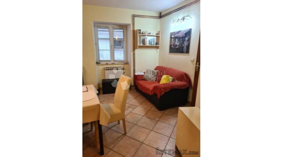 ŠIBENIK CENTAR, potpuno renovirana kamena kuća - 8
