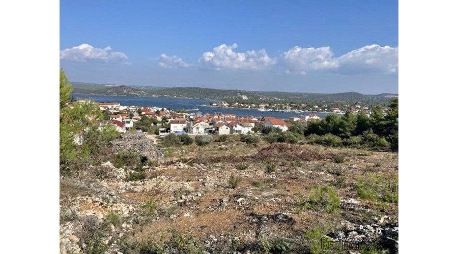 BILICE KOD ŠIBENIKA GRAĐEVINSKO ZEMLJIŠTE 5000 m2 - 2