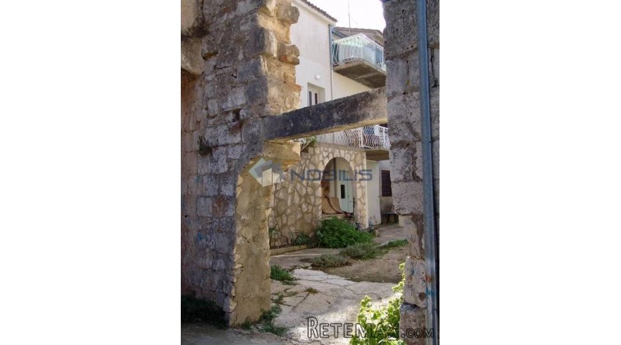 Vis - Kut, kuća 158 m2 s 139 m2 vrta - 7