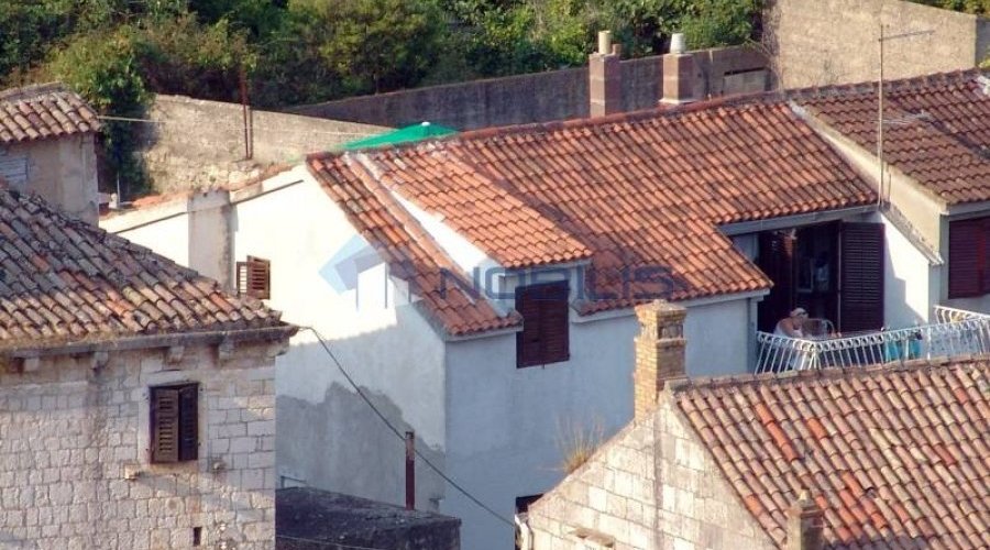 Vis - Kut, kuća 158 m2 s 139 m2 vrta - 8