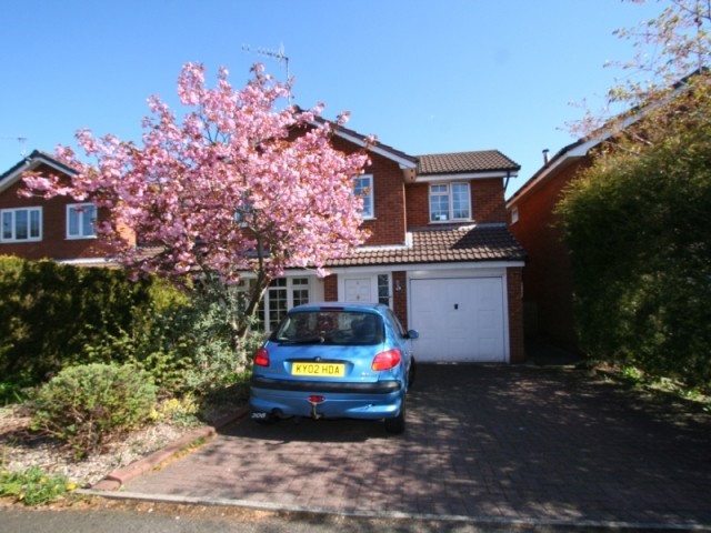 *** Stunning Four Bedroom Detached In..