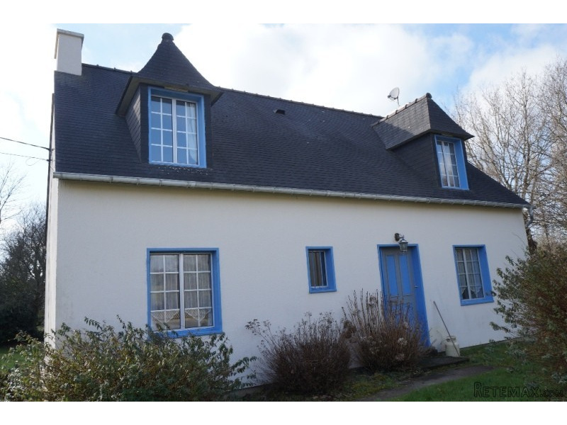Delightful and Detached Cottage