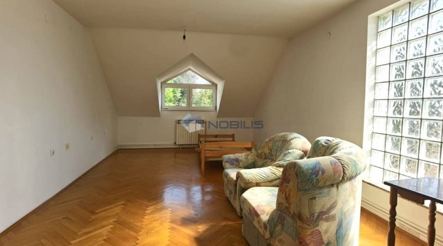 Bjelovar (Centar) 4-sobni stan, 116,75 m2 + 101,33 m2 TAVAN - 6