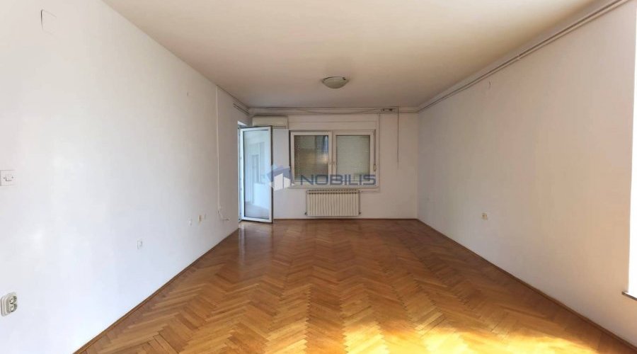 Bjelovar (Centar) 4-sobni stan, 122,42 m2 - 3