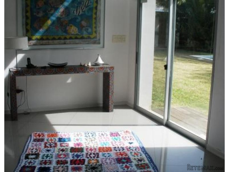 3 Bedroom House - For Rent -.. - 2