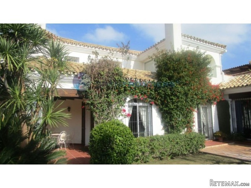 Villa On A Superb Plot In Paseo Del.. - 2