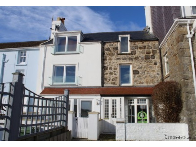 RENTAL – Arcady Fishermans Walk D..