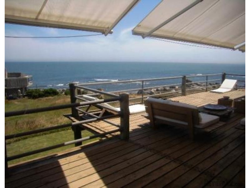 5 Bedroom House - For Rent - Jose..