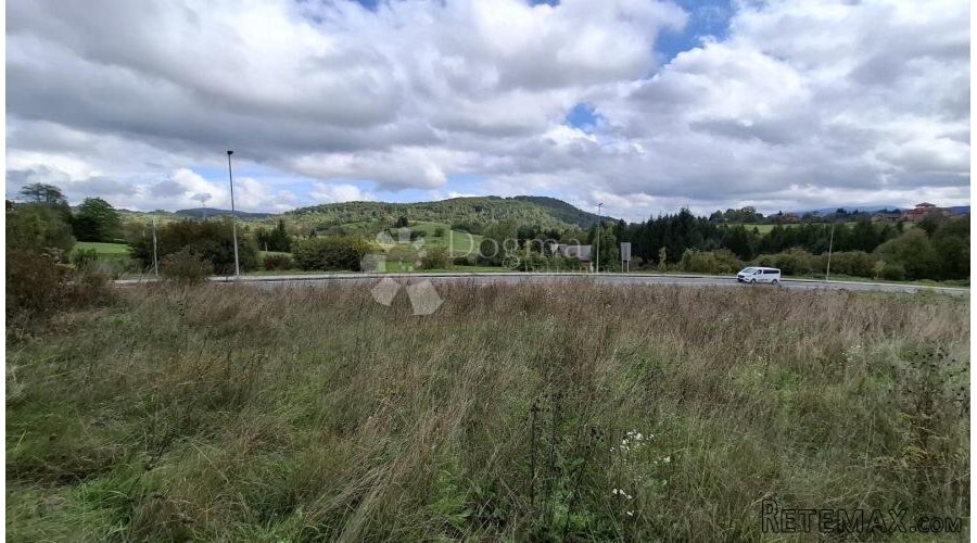 VRBOVSKO CENTAR GRAĐEVINSKI TEREN