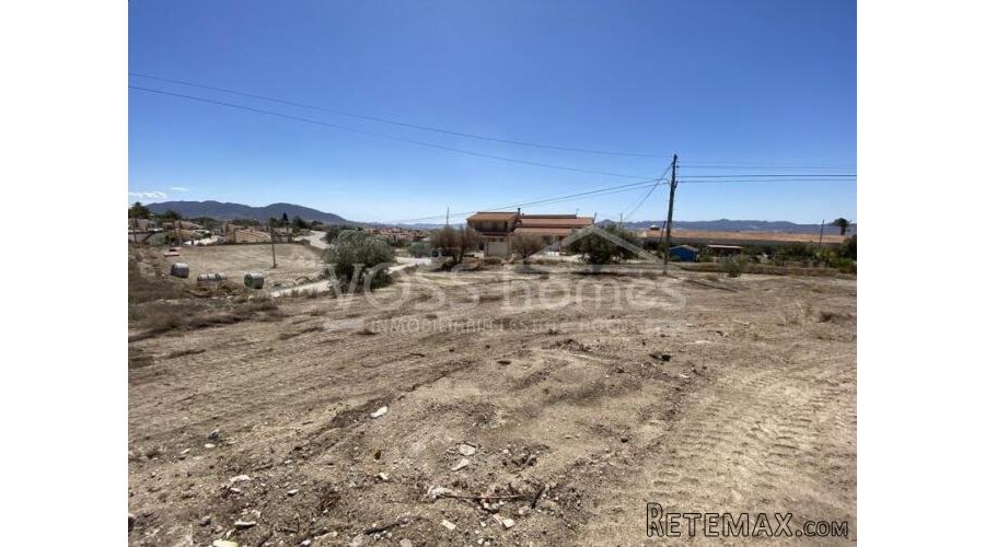 Urban building plot to be developed of just over 8000m2 for.. - 9