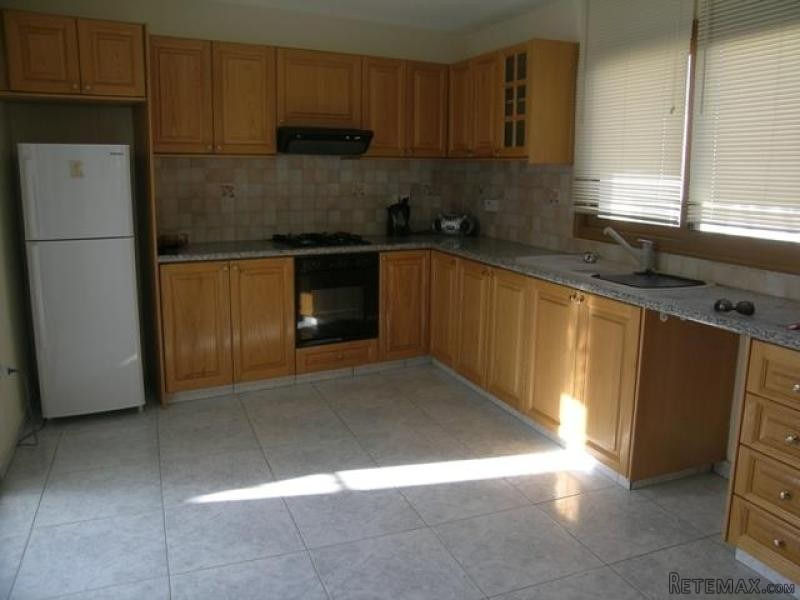 Three Bedroom House For Rent, Emba.. - 2