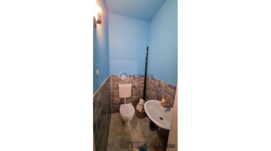 Zadar, Biograd n/M, 200m2 okućnice, apartman 105m2 - 9