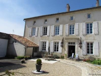 Aigre / Charente. Reduced price Maison.. - 2