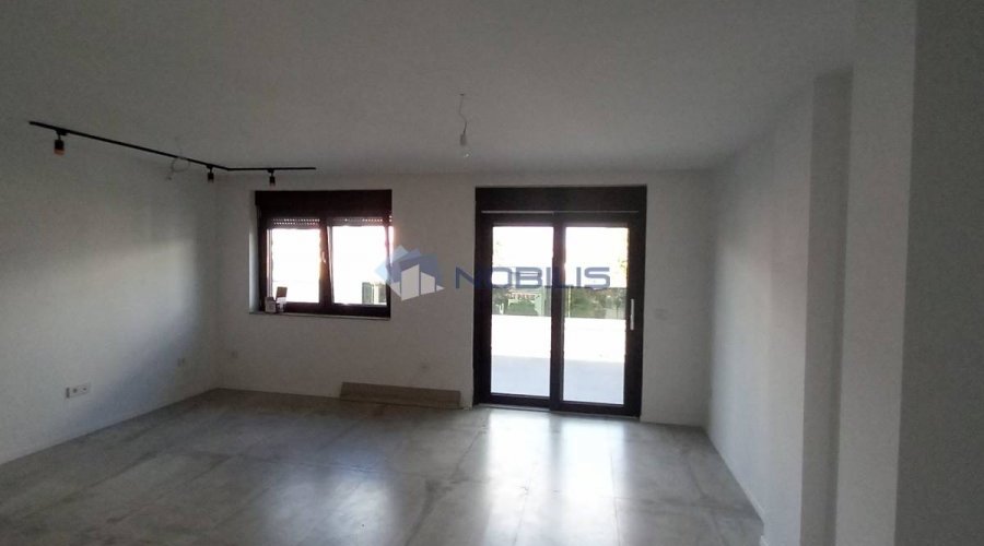 Virovitica, 111m2, centar, stan - 8