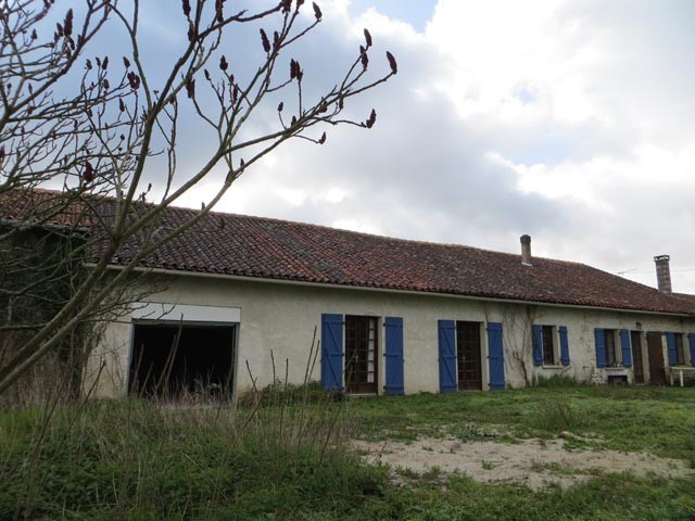 Charming 2-Bedroomed Cottage To Finish..