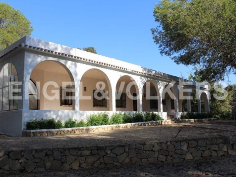 Aristocratic Estate In The Heart Of..