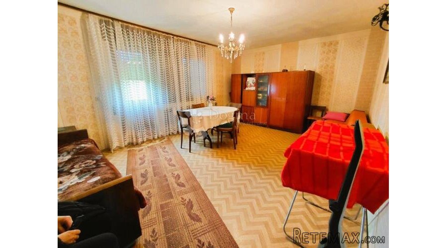 Kuća 360m2 s građevinskim zemljištem Donje Ladanje - 3