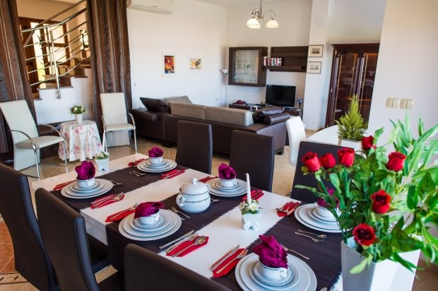5 bedroom Detached Villa For Sale:.. - 2