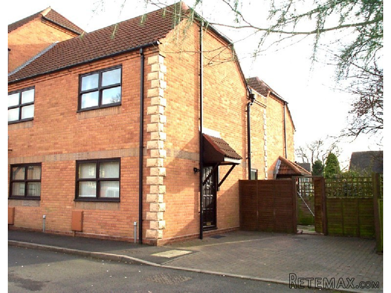 2 Bedrooms - House - Coleshill - For..