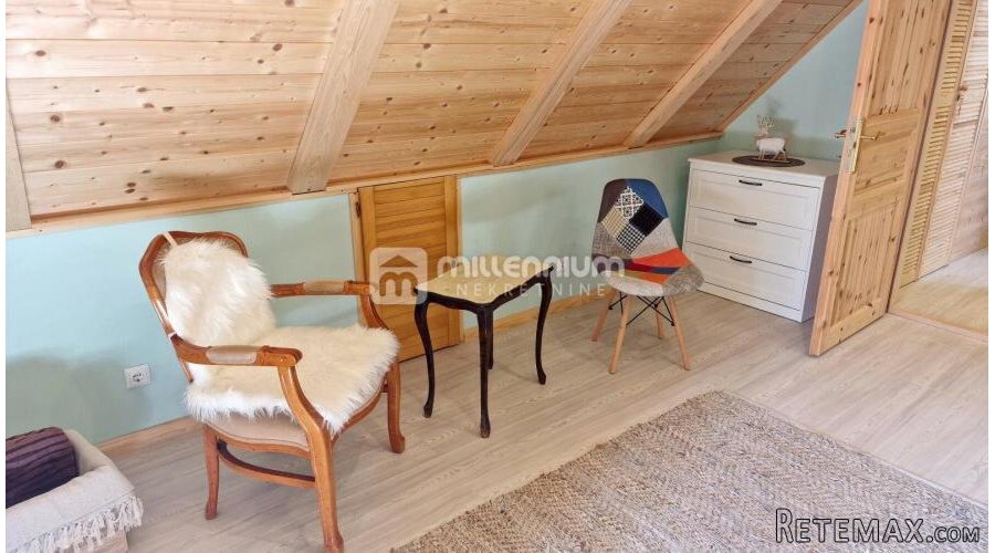 Gorski Kotar, Mrkopalj, 202m2, kuća s terasom i saunom - 9