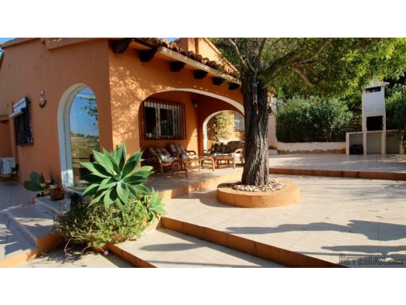 2 Bedroom 1 Bathroom Country house for..