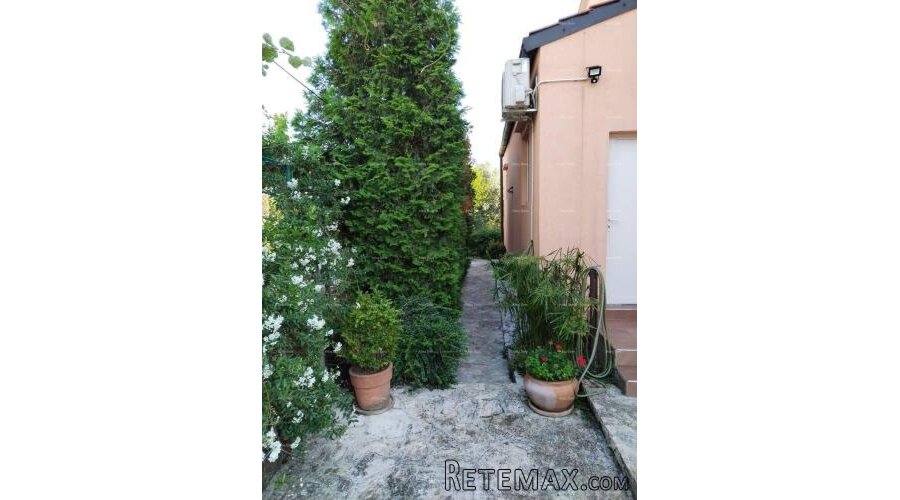 ROVINJ – APARTMANSKA ZGRADA NA MIRNOJ LOKACIJI, IDEALNA ZA I.. - 3