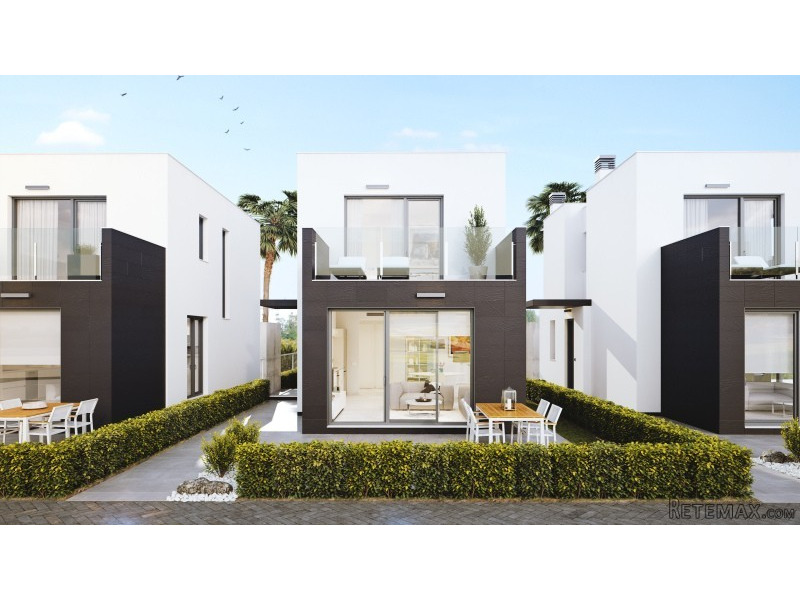 Beautiful Detached Villa - 2