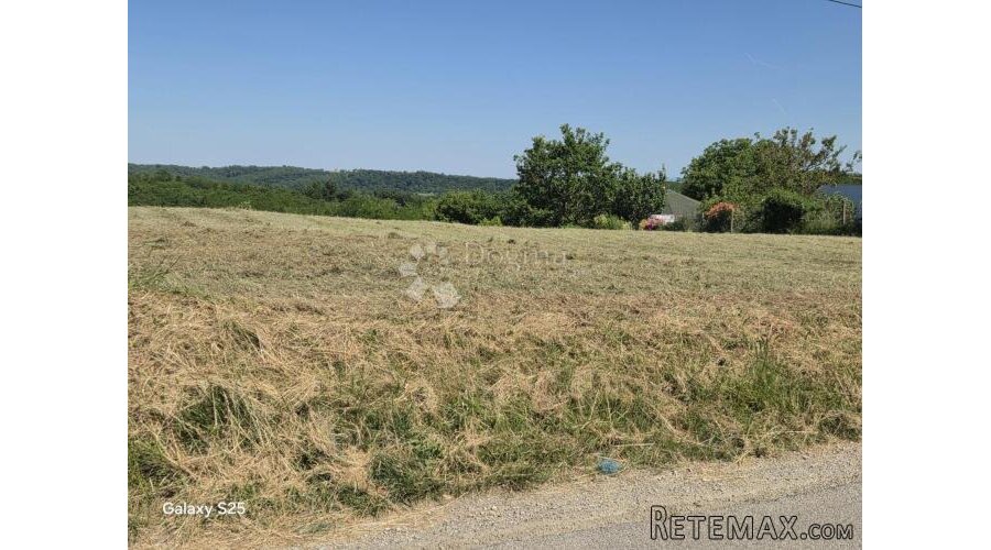Sv.Ivan Zelina Hrnjanec građevinsko zemljište 2263m2