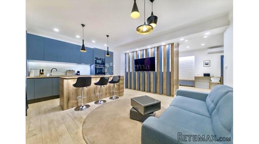ZAGREB, MAKSIMIR, LUKSUZAN STAN 40 M2 S BAZENOM