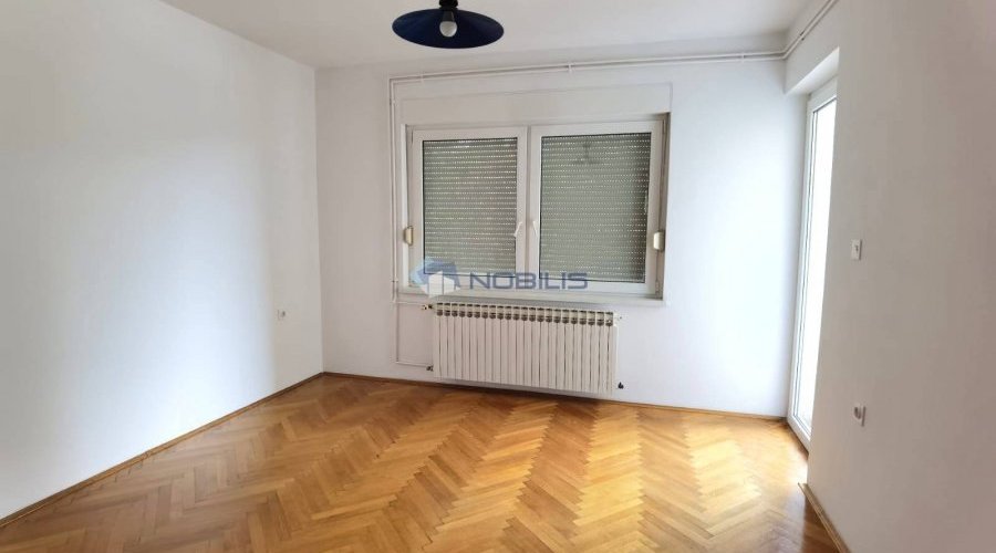Bjelovar (Centar) 4-sobni stan, 116,75 m2 + 101,33 m2 TAVAN - 9