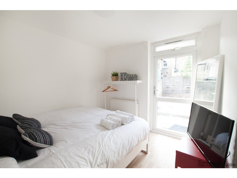 Franciscan 272 B&b En-suite Double..