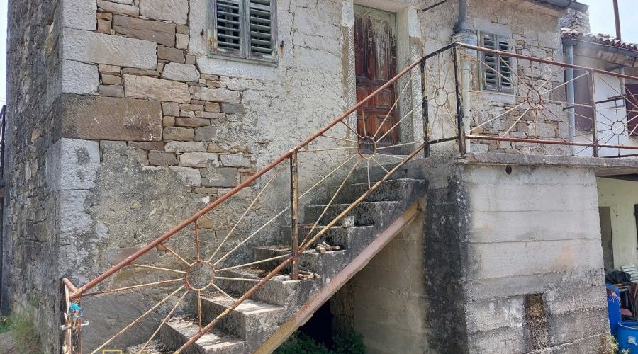 buzet - kamena kuća