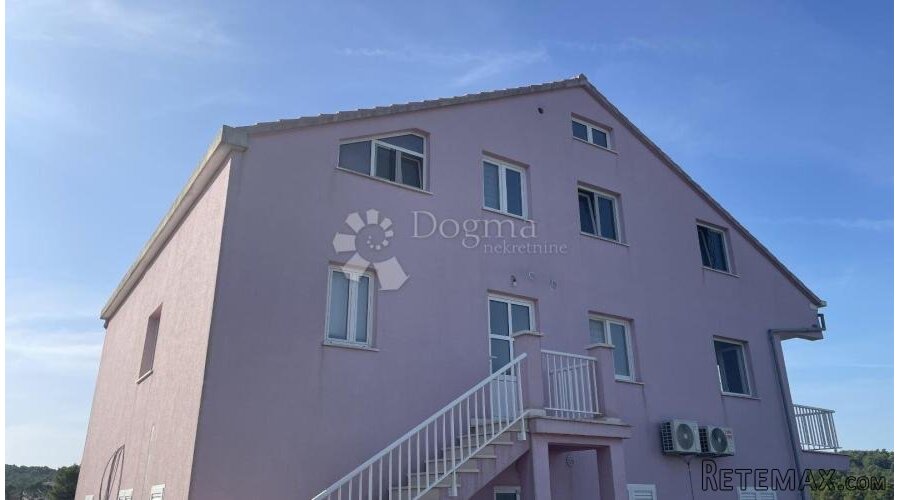 DVOETAŽNI APARTMAN LUMBARDA- KORČULA- CROATIA - 2