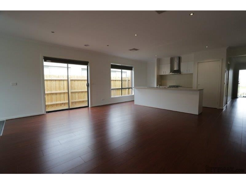 PREMIUM LOCATION in Upper Point Cook.. - 2