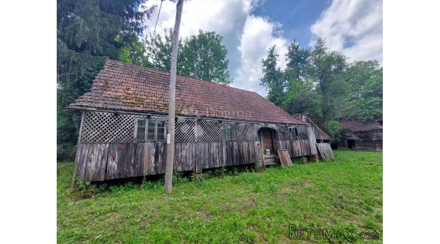 Drvena tradicijska kuća 20m od rijeke Save