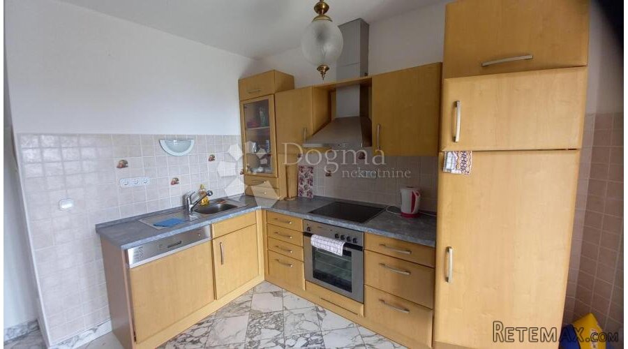 Apartmanska kuća sa velikom okućnicom - 8