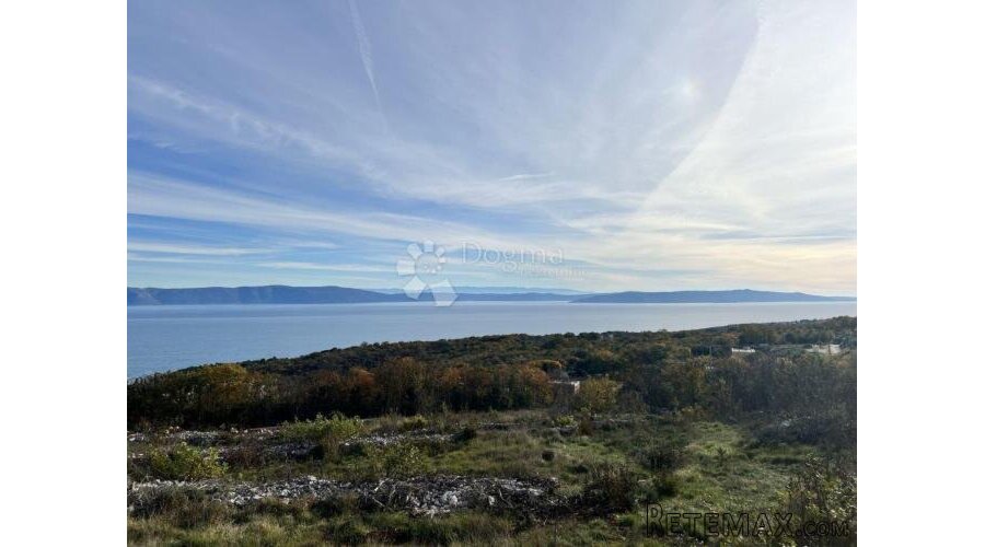 Unikatno Građevinsko Zemljište s Građevinskom Dozvolom i Pog