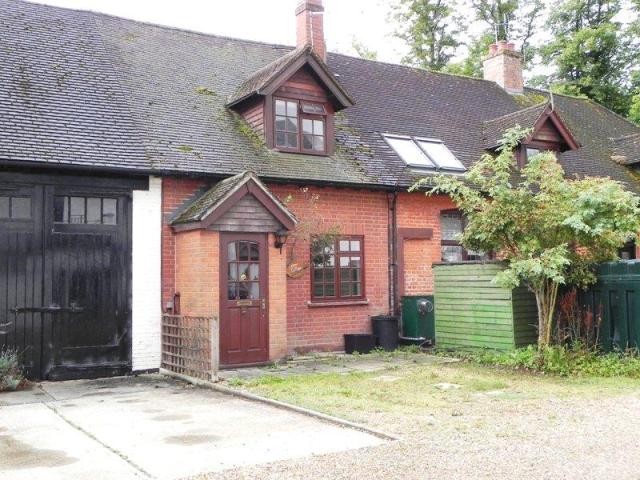 House - Tenure: Freehold..