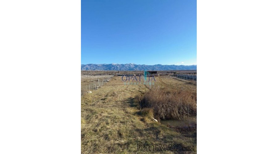 Pag - zemljište cca 60000 m2 - 2