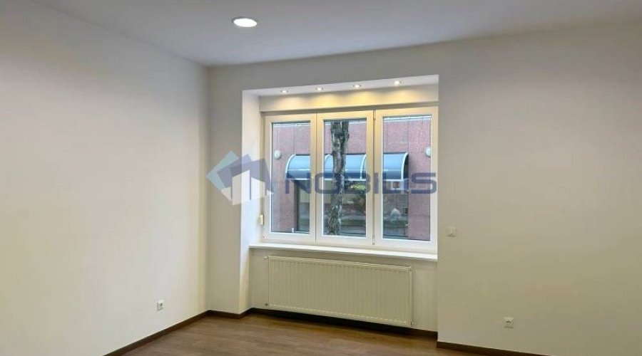 Zagreb - Centar, Posl. prostor 125 m2 - 2