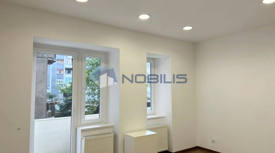 Zagreb - Centar, Posl. prostor 125 m2 - 6