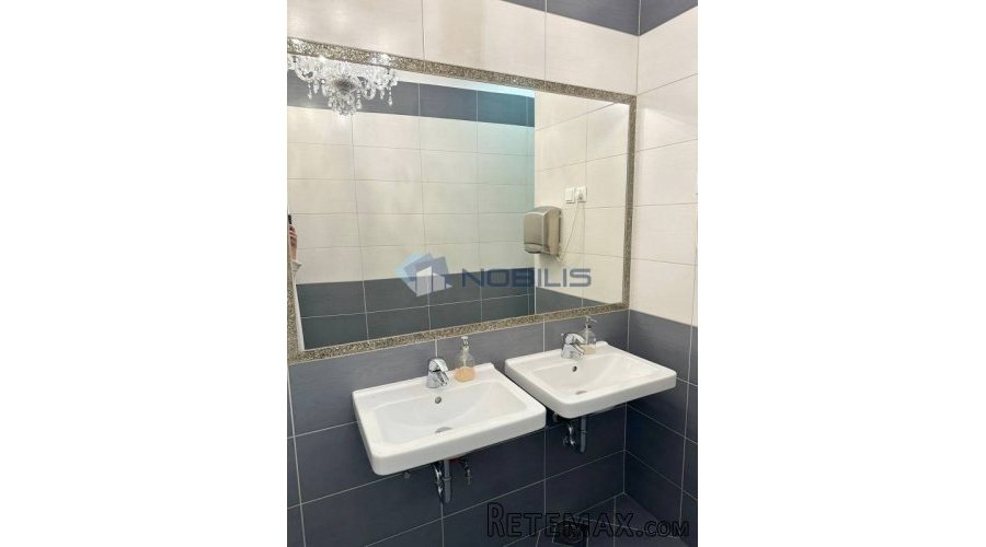 Zagreb - Centar, Posl. prostor 125 m2 - 10