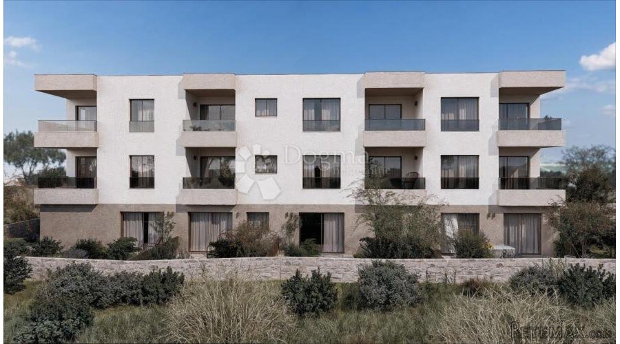 DVOSOBAN STAN S VRTOM U PRIZEMLJU – VODICE - 3